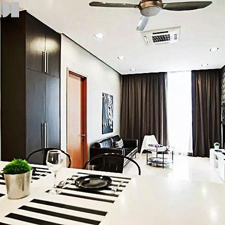 Kl101​ ​Service Suite​ ​​At Soho Suites Klcc Куала Лумпур Екстериор снимка