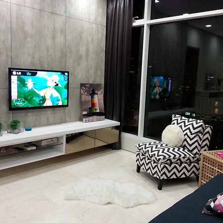 Kl101​ ​Service Suite​ ​​At Soho Suites Klcc Куала Лумпур Екстериор снимка