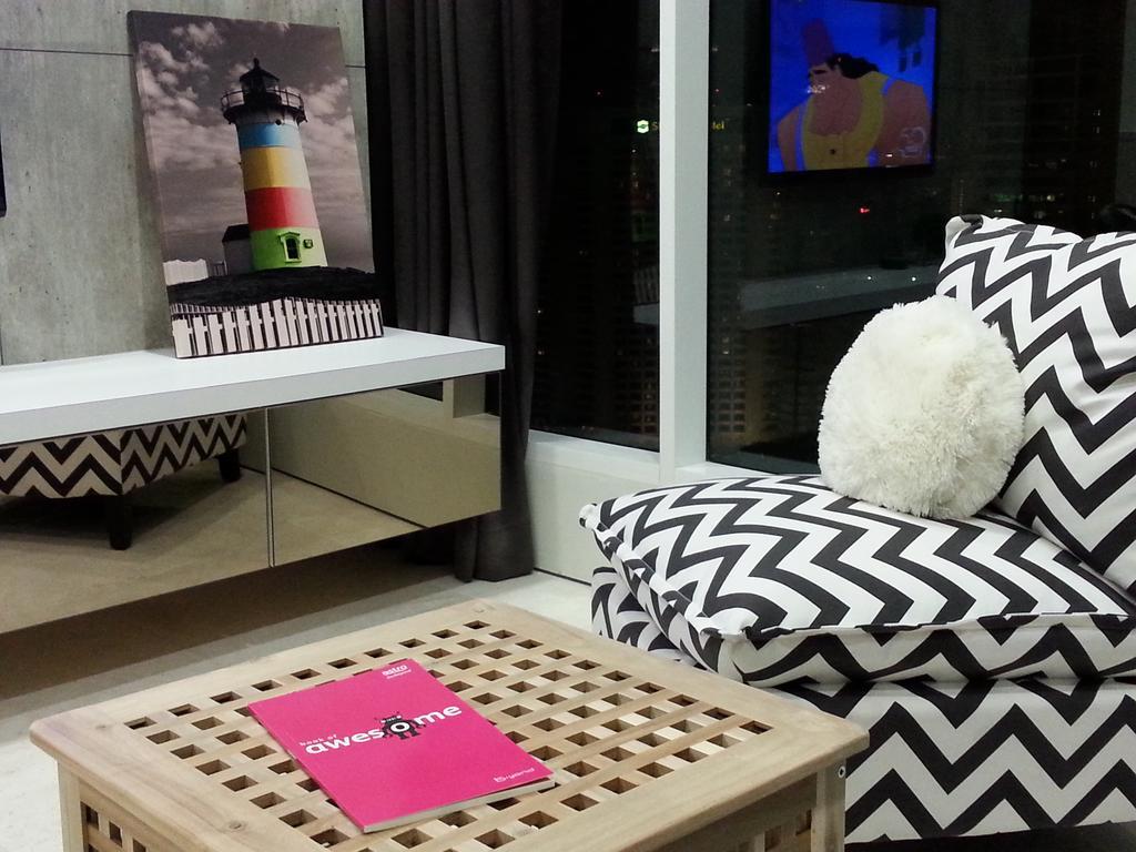 Kl101​ ​Service Suite​ ​​At Soho Suites Klcc Куала Лумпур Екстериор снимка