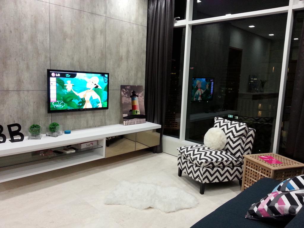 Kl101​ ​Service Suite​ ​​At Soho Suites Klcc Куала Лумпур Екстериор снимка