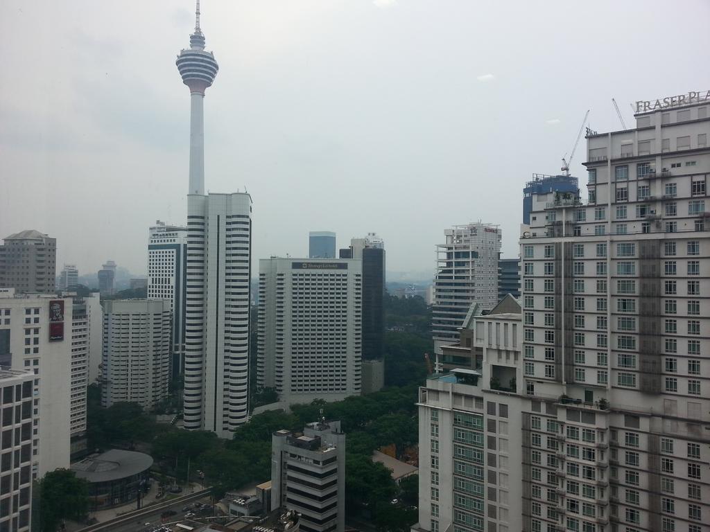 Kl101​ ​Service Suite​ ​​At Soho Suites Klcc Куала Лумпур Екстериор снимка